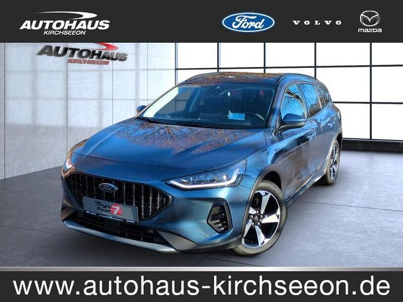 Chromablau (metallic) Gebraucht 2024 Ford Focus Active X Kombi | 26.450 € (Fairer Preis) - Bild 1/4