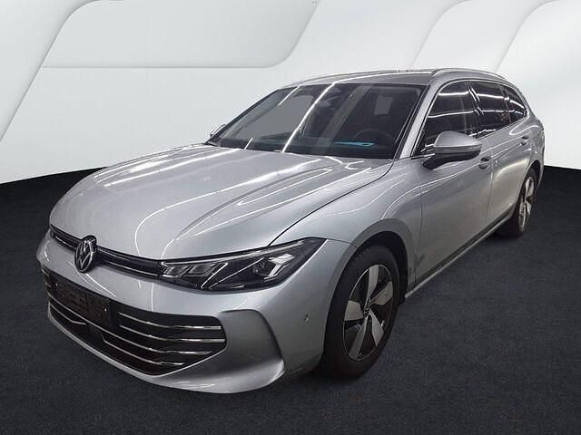 Gebraucht VW Passat Business 150 PS (110 kW) 2024 Oyster silver metallic Kombi