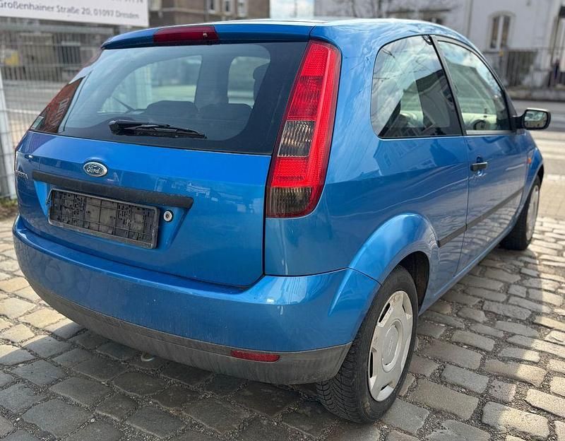 Gebraucht Ford Fiesta 69 PS (50 kW) 2004 Kleinwagen