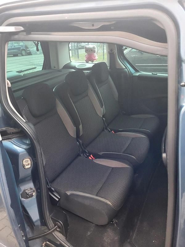 Gebraucht Peugeot Partner Tepee 73 PS (53 kW) 2016 Blau Van / Kleinbus