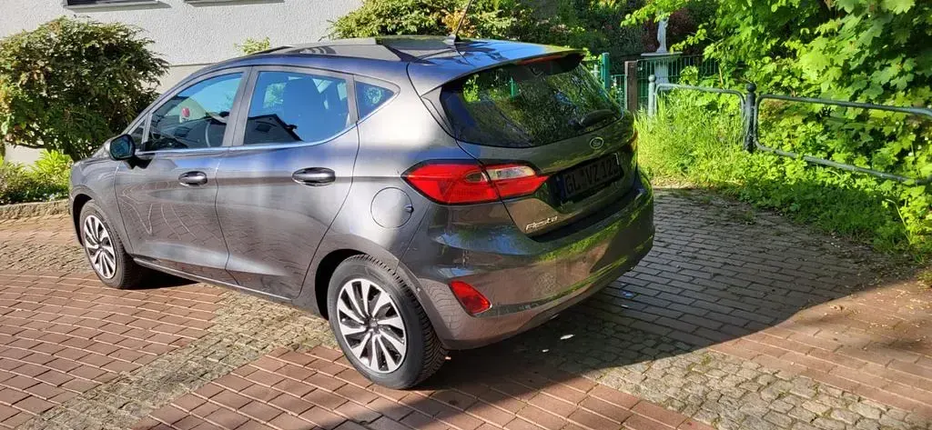 Gebraucht Ford Fiesta Titanium 101 PS (74 kW) 2023 Grau Kleinwagen