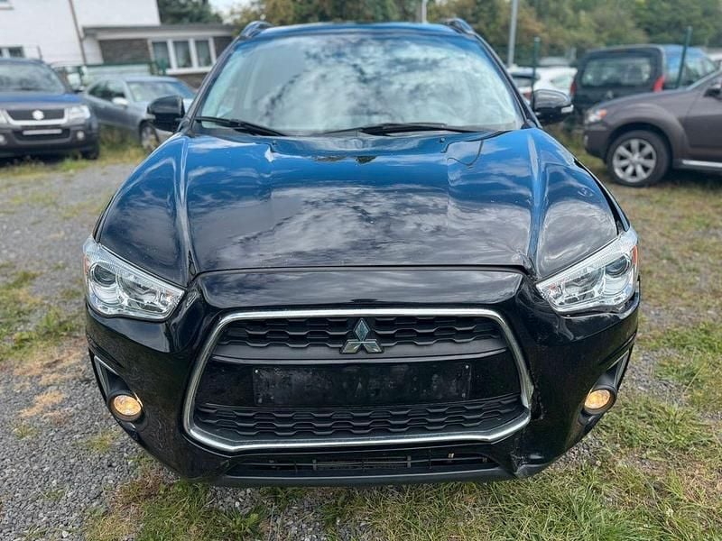 Schwarz Gebraucht 2015 Mitsubishi ASX Invite SUV | 4.999 € (Superpreis) - Bild 1/4