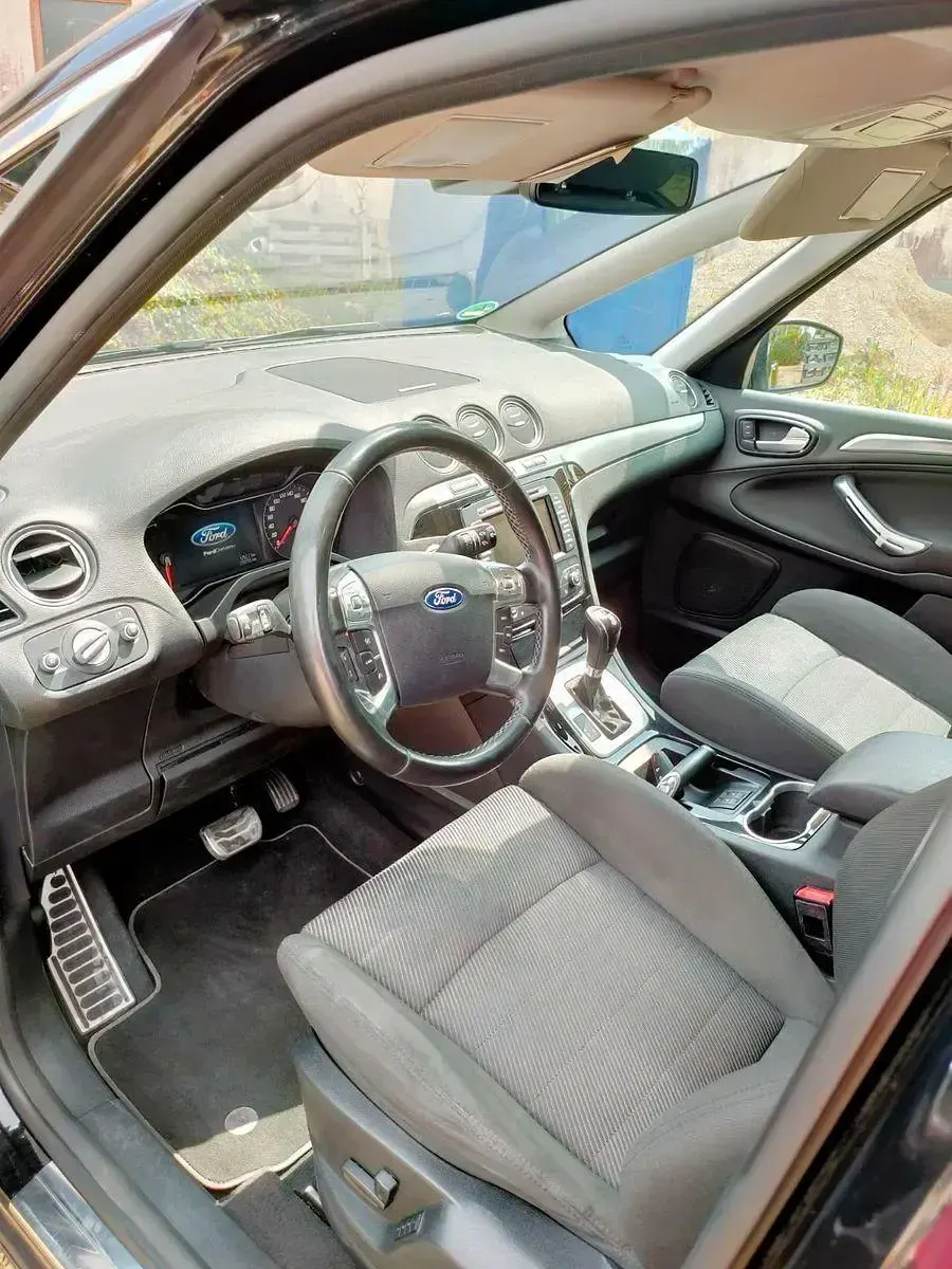 Gebraucht Ford S-MAX Titanium S 140 PS (102 kW) 2012 Schwarz Van / Kleinbus