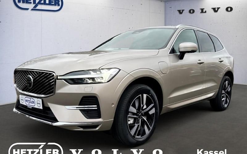 Grau Neu 2025 Volvo XC60 Plus SUV | 69.950 € (Fairer Preis) - Bild 1/4