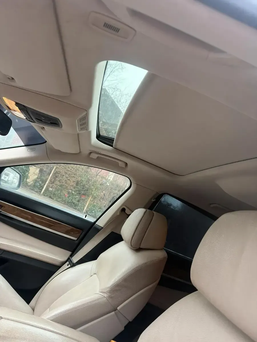 Gebraucht BMW 740 306 PS (225 kW) 2010 Schwarz Limousine