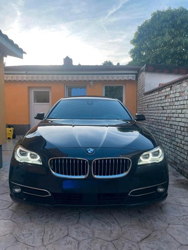 Grau Gebraucht 2016 BMW 530 Luxury Line Limousine | 23.500 € (Guter Preis) - Bild 1/4