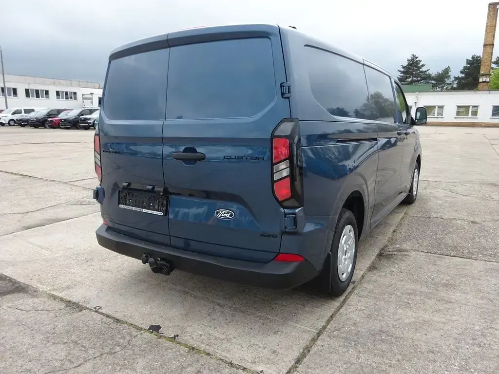 Neu Ford Transit Custom Trend 170 PS (125 kW) 2026 Blau Van / Kleinbus