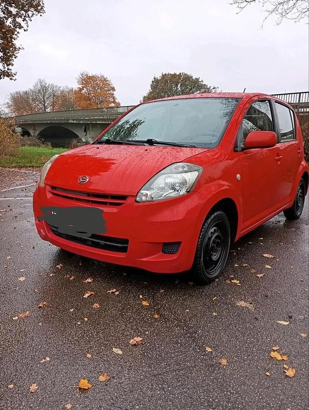 Rot Gebraucht 2008 Daihatsu Sirion Kleinwagen | 1.350 € (Guter Preis) - Bild 1/4