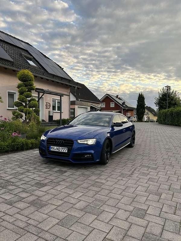 Blau Gebraucht 2015 Audi A5 Sportback Coupé | 16.900 € (Fairer Preis) - Bild 1/4
