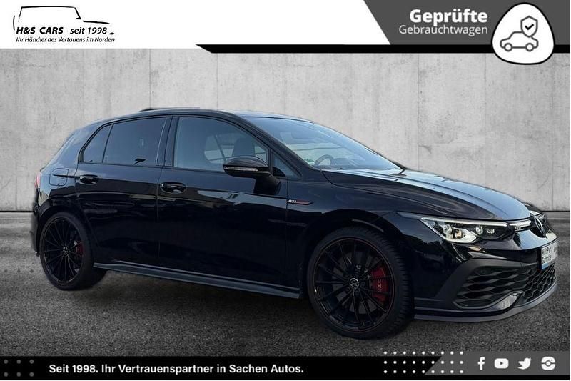 Schwarz Gebraucht 2023 VW Golf VIII GTI Clubsport Limousine | 41.950 € (Teuer) - Bild 1/4