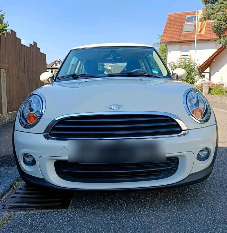 Weiß Gebraucht 2013 Mini ONE Kleinwagen | 6.400 € (Etwas zu teuer) - Bild 1/4