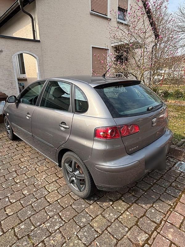 Second-hand Seat Ibiza 75 CP (55 kW) 2006 Argintiu Hatchback