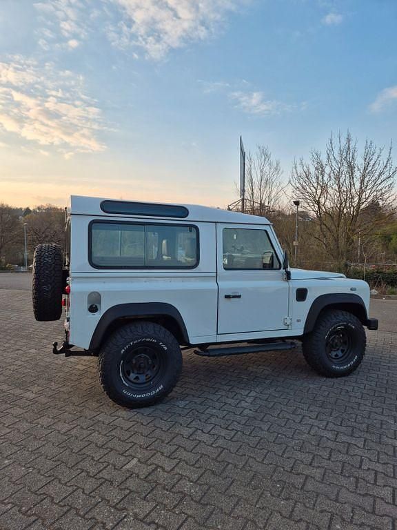 Gebraucht Land Rover Defender 122 PS (89 kW) 2006 Weiß SUV