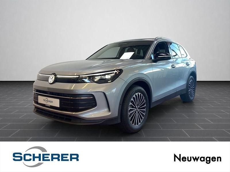 Silber Neu 2025 VW Tiguan Life SUV | 49.990 € (Teuer) - Bild 1/4