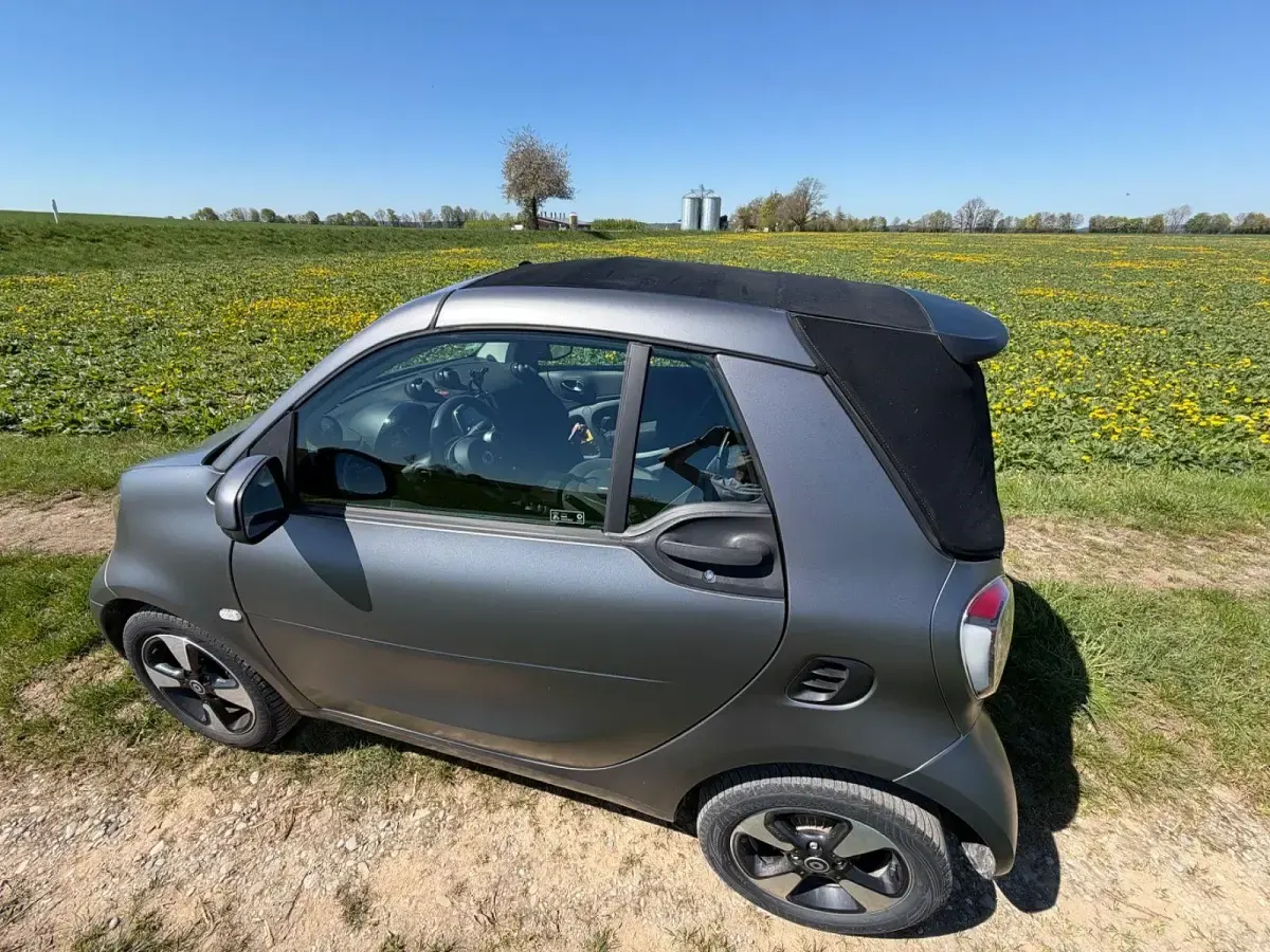 Gebraucht Smart ForTwo Electric Drive Prime 60 kW (82 PS) 2021 Grau Cabrio