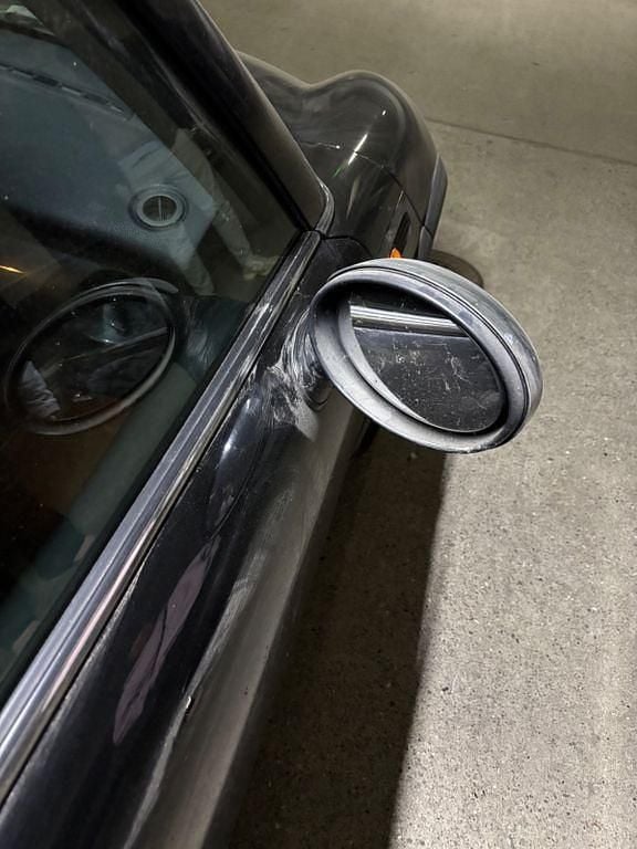 Second-hand Mini ONE 90 CP (66 kW) 2005 Negru Hatchback