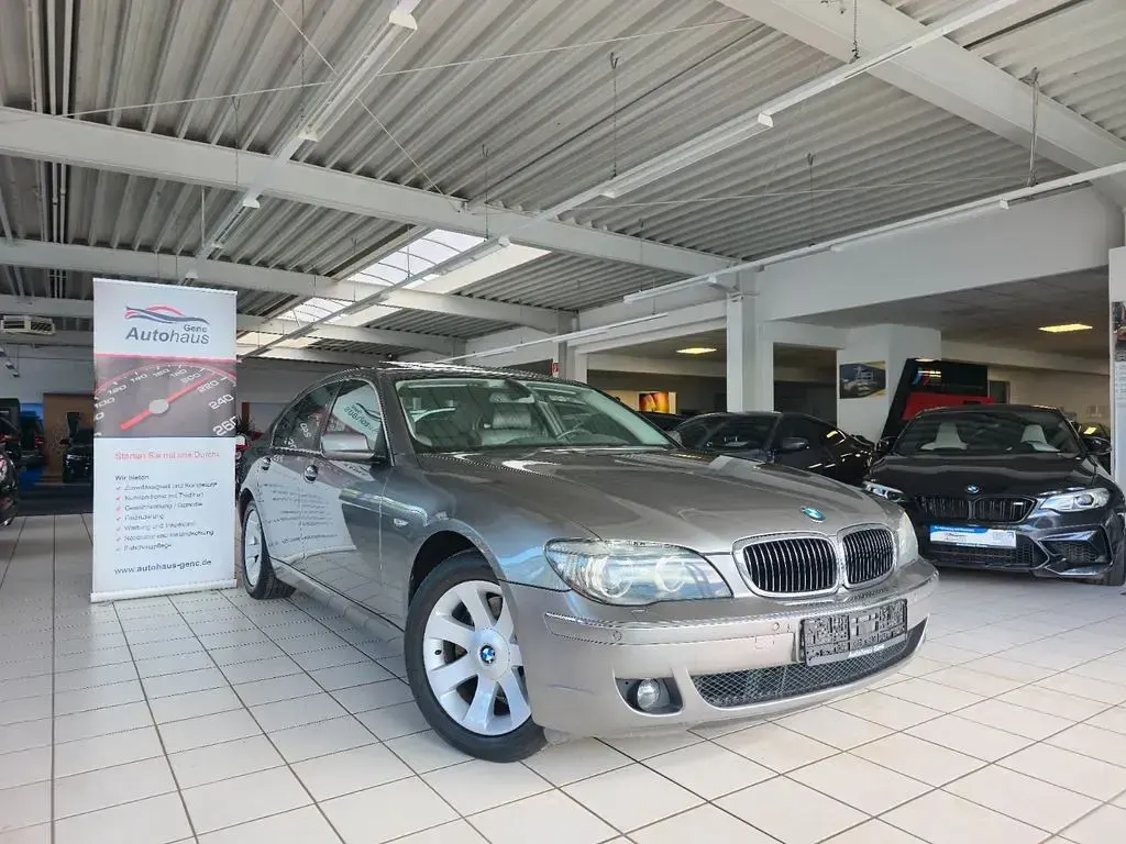 Second-hand BMW 730 231 CP (169 kW) 2005 Gri Berlinǎ