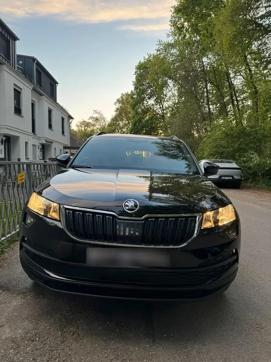 Gebraucht Skoda Karoq 116 PS (85 kW) 2020 Schwarz SUV