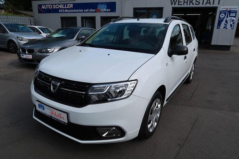 Weiß Gebraucht 2020 Dacia Logan MCV Essentiel Kombi | 12.900 € (Teuer) - Bild 1/4