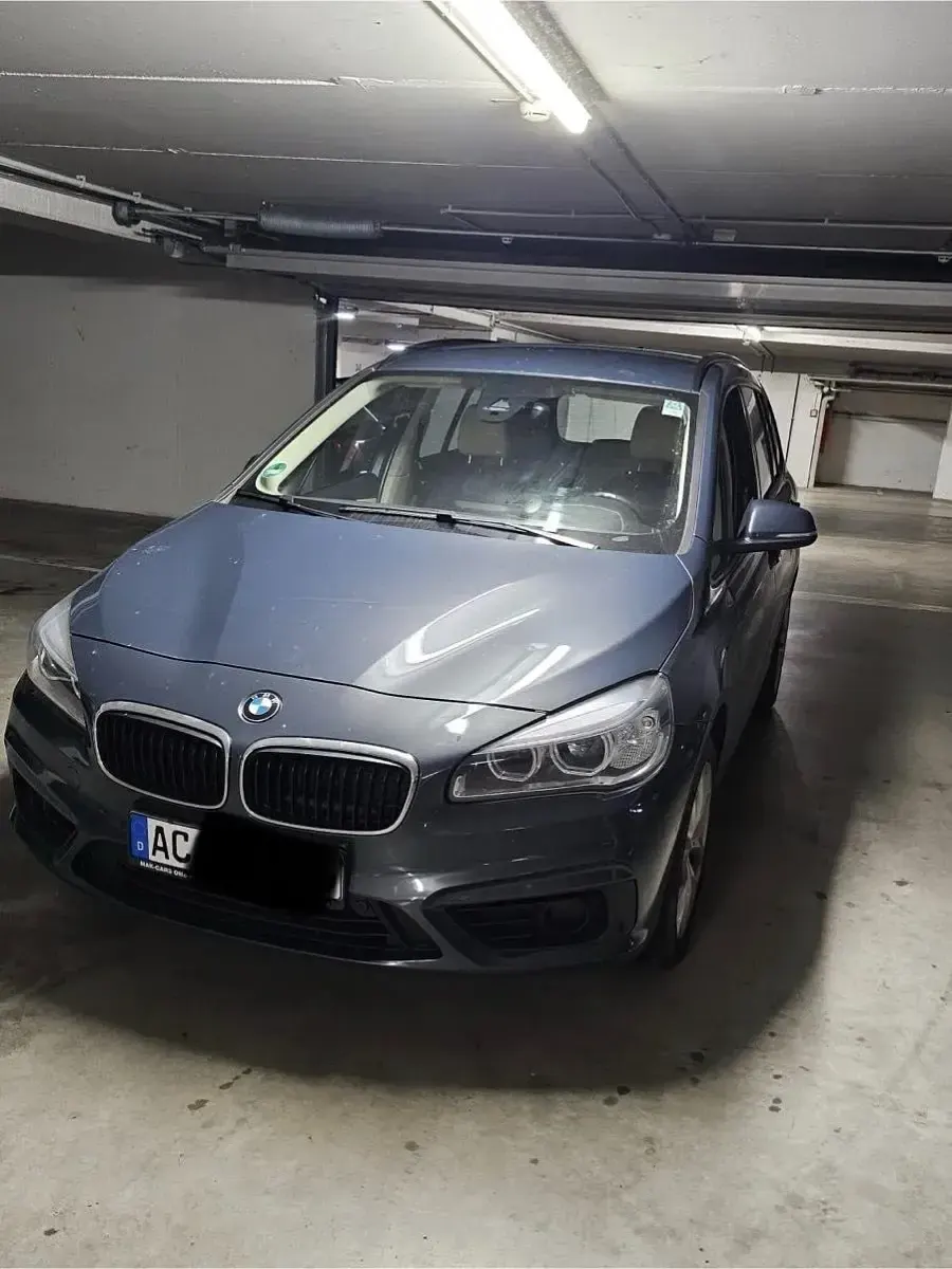 Gebraucht BMW 220 Advantage 192 PS (141 kW) 2016 Grau Kombi