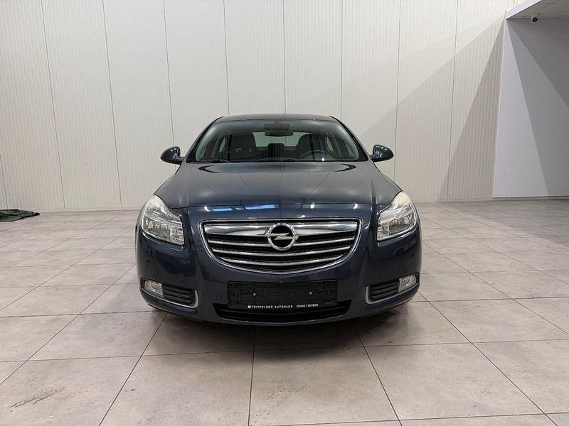 Gebraucht Opel Insignia 140 PS (102 kW) 2009 Blau Limousine