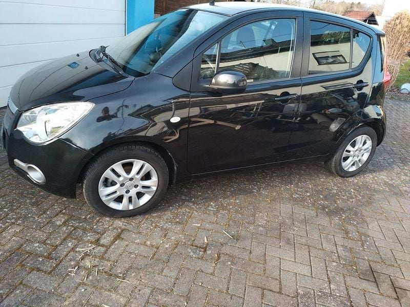 Gebraucht Opel Agila 68 PS (50 kW) 2012 Schwarz Kleinwagen