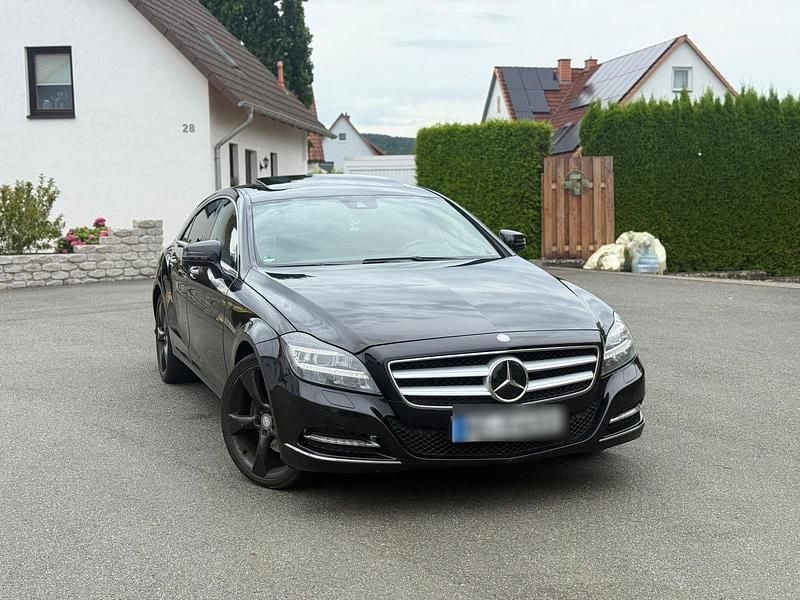 Schwarz Gebraucht 2011 Mercedes CLS350 Coupé | 13.499 € (Fairer Preis) - Bild 1/4