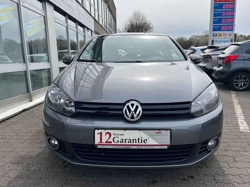Gebraucht VW Golf VII 105 PS (77 kW) 2012 Grau Limousine