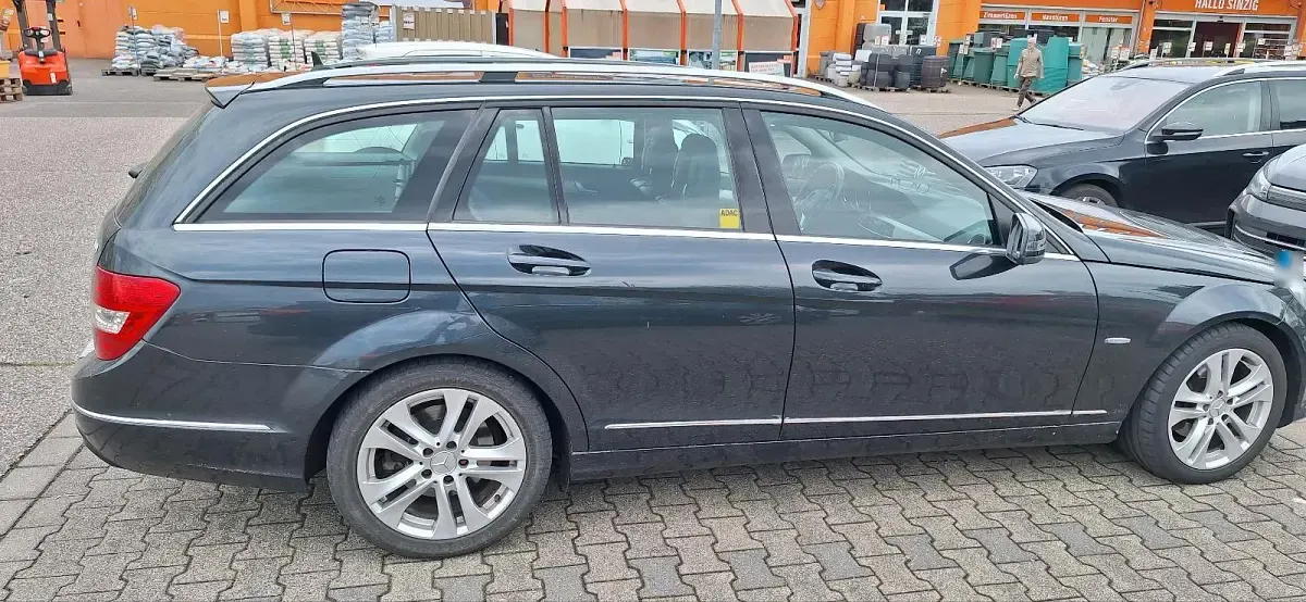 Gebraucht Mercedes C220 170 PS (125 kW) 2012 Schwarz Kombi