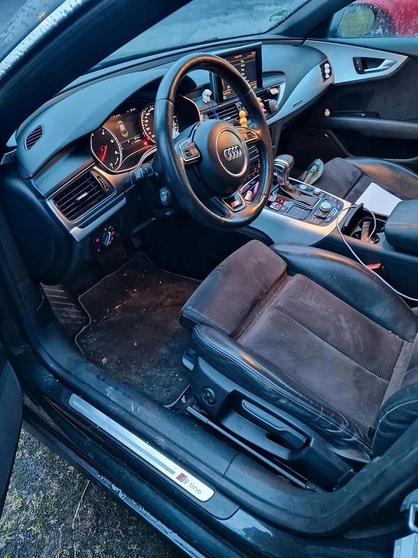 Gebraucht Audi A7 Sportback 300 PS (220 kW) 2014 Schwarz Kleinwagen