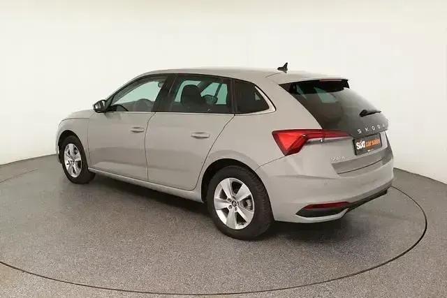 Occasion Skoda Scala Selection 116 ch (85 kW) 2025 Gris Citadine
