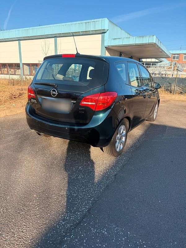 Gebraucht Opel Meriva 110 PS (80 kW) 2014 Grün Van / Kleinbus