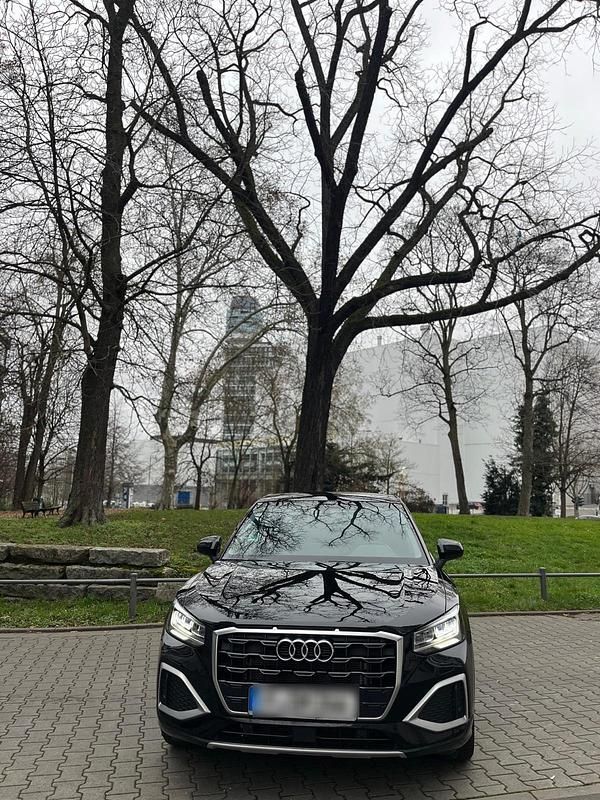 Gebraucht Audi Q2 Advanced 150 PS (110 kW) 2023 Schwarz SUV