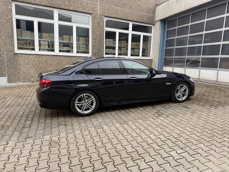 Gebraucht BMW 550 Performance 449 PS (330 kW) 2015 Schwarz Limousine