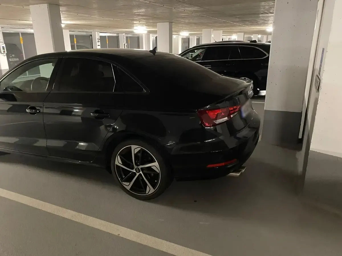 Second-hand Audi A3 S-Line 150 CP (110 kW) 2014 Negru Berlinǎ