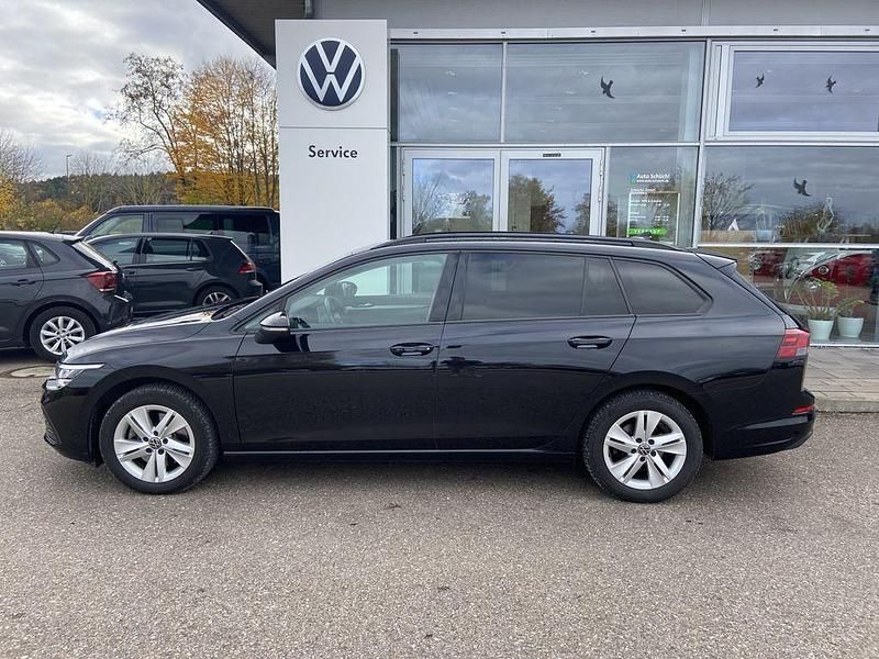 Gebraucht VW Golf VII Life 150 PS (110 kW) 2021 Schwarz Kombi