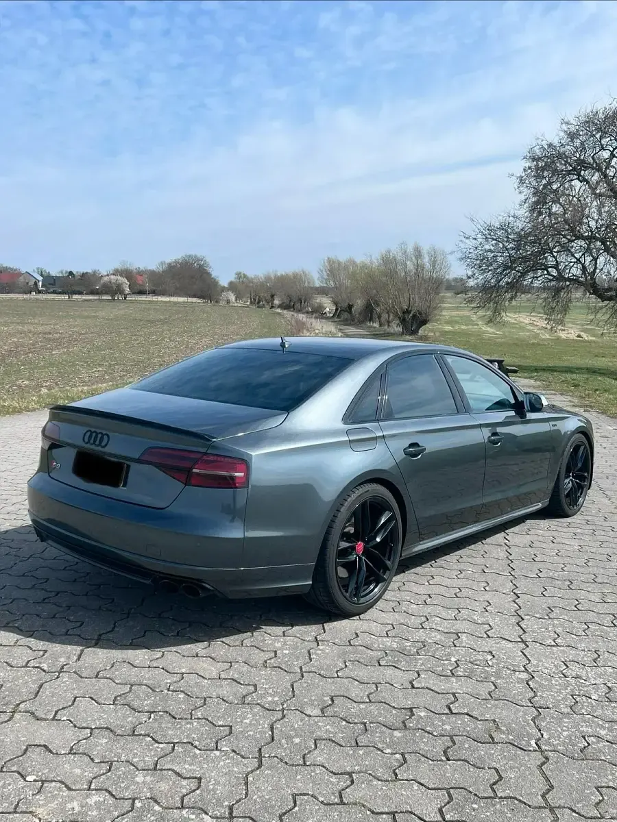 Gebraucht Audi S8 605 PS (444 kW) 2014 Grau Limousine