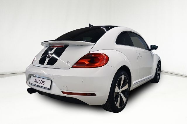 Gebraucht VW Beetle Sportline 140 PS (102 kW) 2014 Weiß Kleinwagen