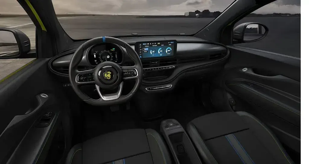 Neu Abarth 500e Basis 114 kW (155 PS) 2026 Grün Kleinwagen
