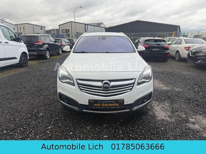 Gebraucht Opel Insignia Country Tourer Basis 194 PS (142 kW) 2014 Weiß Kombi