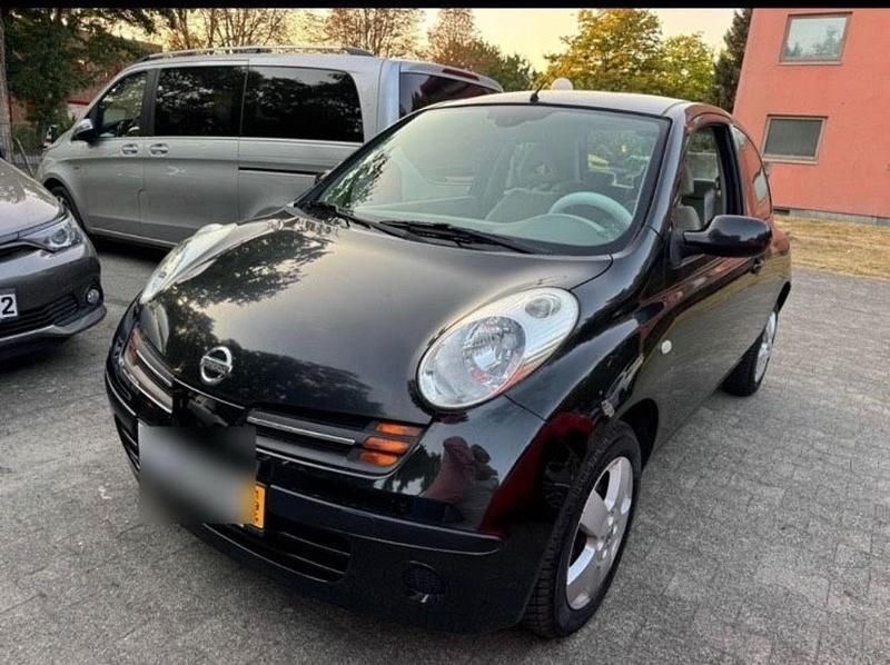 Schwarz Gebraucht 2003 Nissan Micra Kleinwagen | 1.950 € - Bild 1/4