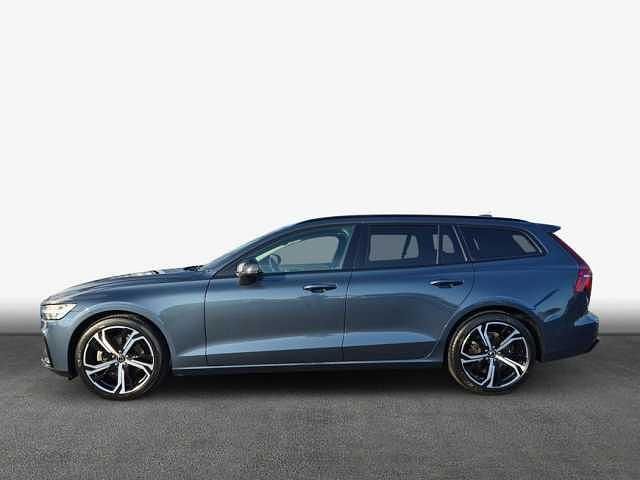 Gebraucht Volvo V60 145 PS (106 kW) 2025 Kombi
