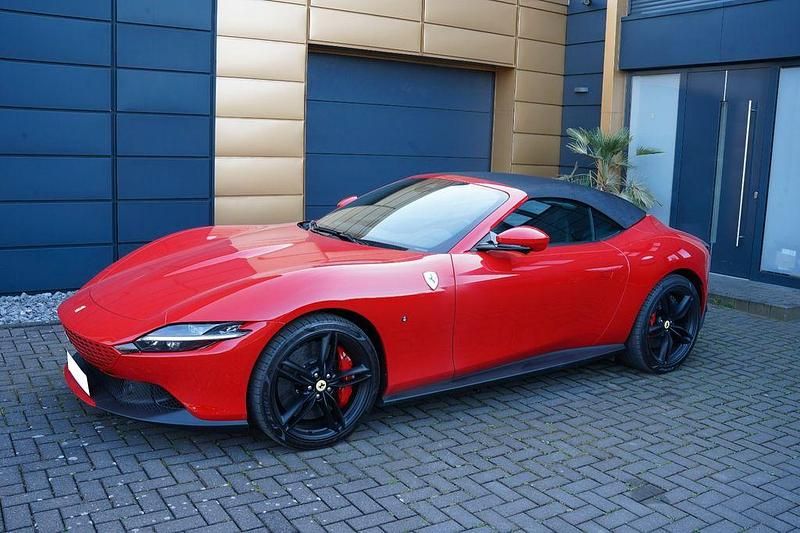Nouă Ferrari Roma 620 CP (456 kW) 2026 Roșu Cabrio