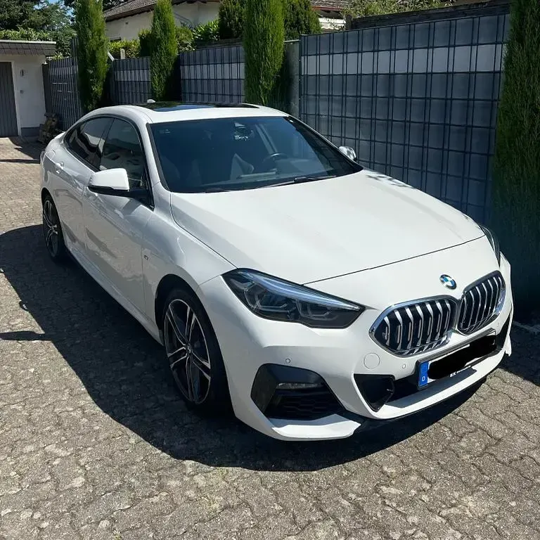 Gebraucht BMW 218 M Sport 150 PS (110 kW) 2020 Weiß Coupé