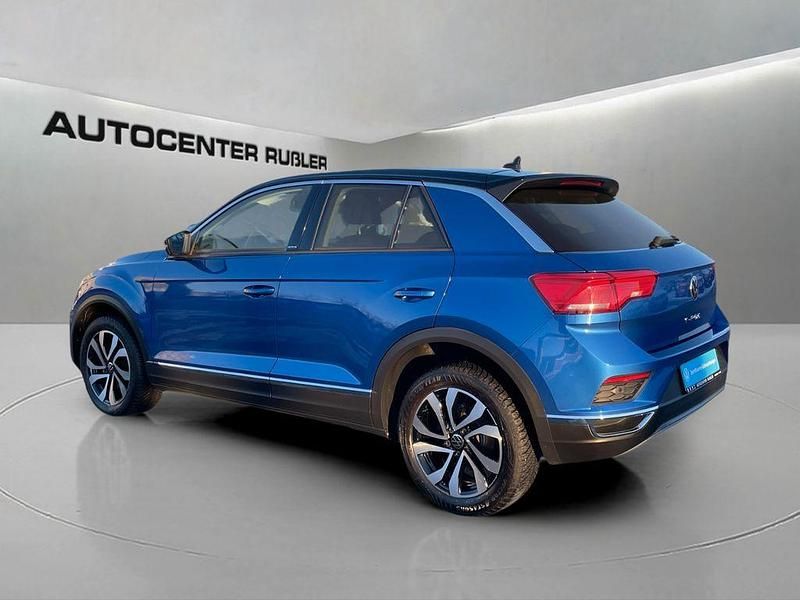 Gebraucht VW T-Roc Active 110 PS (80 kW) 2022 Blau SUV