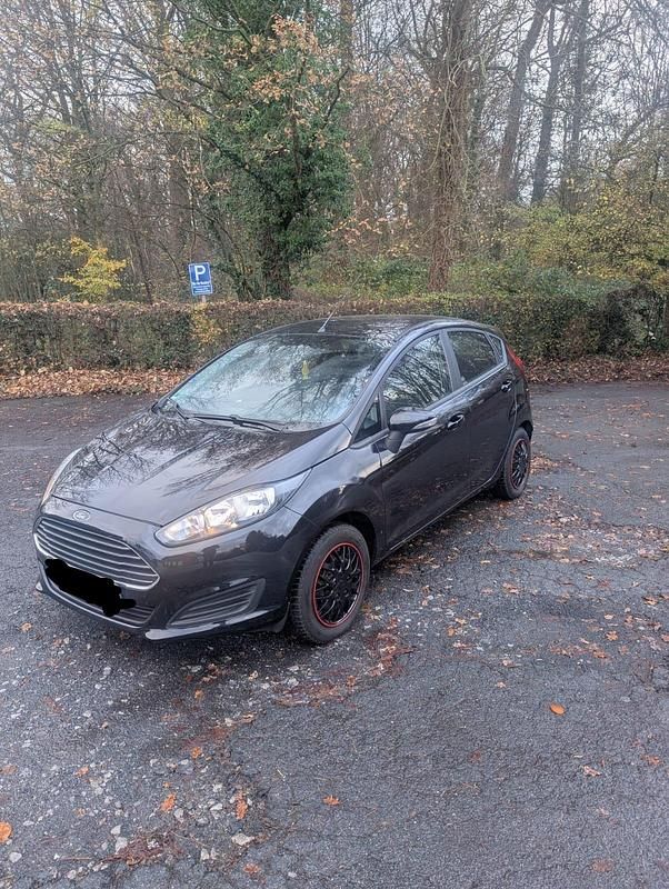 Schwarz Gebraucht 2014 Ford Fiesta Limousine | 4.800 € (Guter Preis) - Bild 1/4