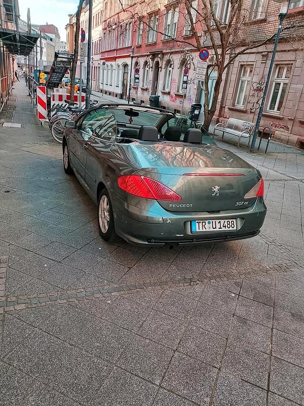 Gebraucht Peugeot 307 CC 144 PS (105 kW) 2006 Cabrio