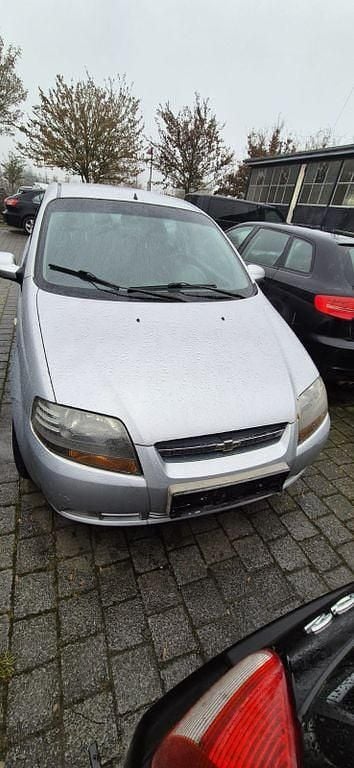 Gebraucht Chevrolet Kalos 72 PS (52 kW) 2005 Silber Kleinwagen