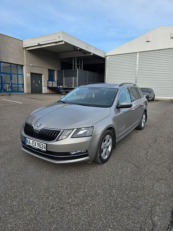 Gebraucht 2018 Skoda Octavia Style Kombi | 7.500 € (Teuer) - Bild 1/1