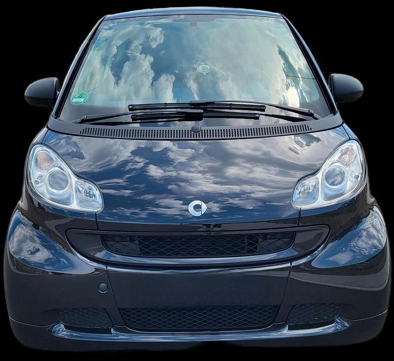 Schwarz Gebraucht 2011 Smart ForTwo Coupé Passion Kleinwagen | 5.900 € (Fairer Preis) - Bild 1/4